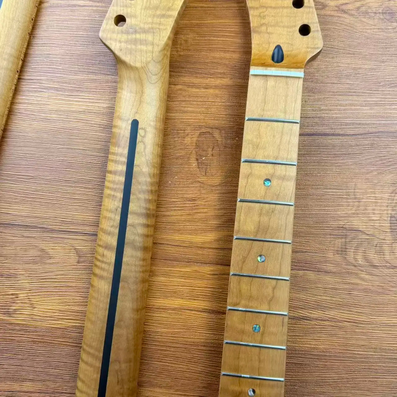 Right Hand Reverse Headstock Guitar Neck, Roasted Flame Maple Neck & Maple Fingerboard, 25.5" Scale Length for Tele Guitar