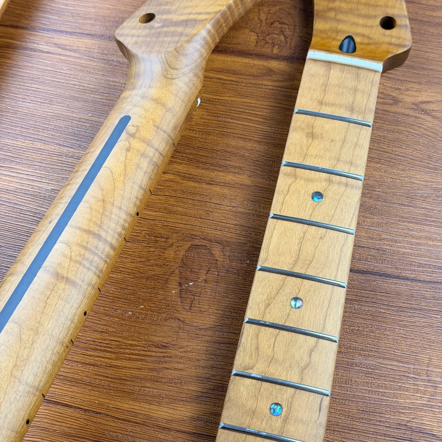 Right Hand Reverse Headstock Guitar Neck, Roasted Flame Maple Neck & Maple Fingerboard, 25.5" Scale Length for Tele Guitar