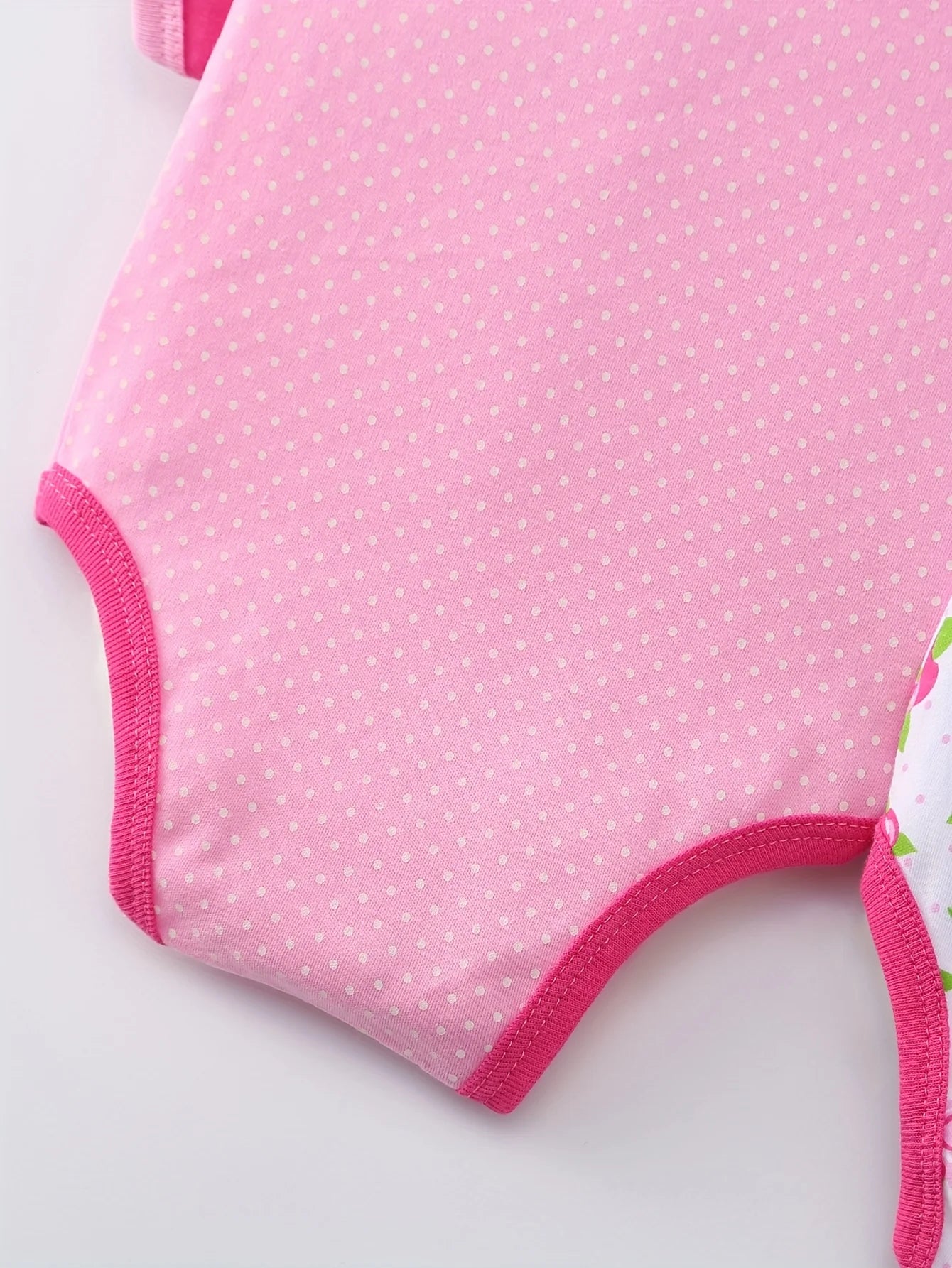 5pcs Baby Girls Short Sleeve Triangle Bodysuits, Cotton Breathable Floral & Heart Print Outfits, Essential Wear for Newborns, Hospital & Outdoor Use, Crew Neck,, Perfect for Outdoor
